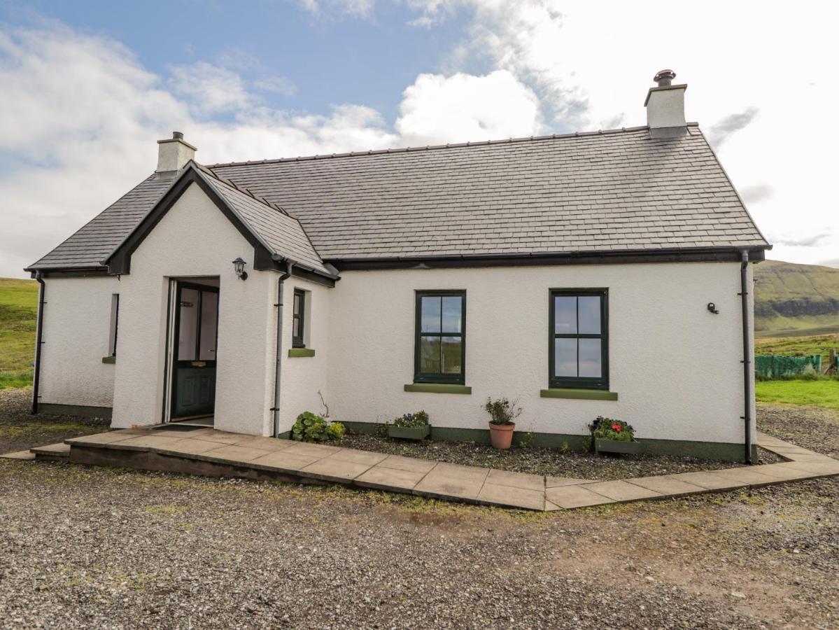 Ridge End Cottage Kilmaluag Экстерьер фото